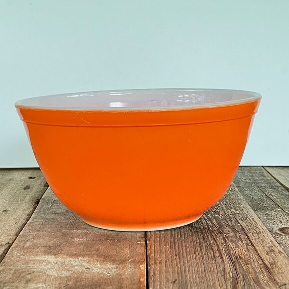 Pyrex 402 Reverse Primary Orange 1 1/2 Qt Mixing Bowl - Picture 11 of 14